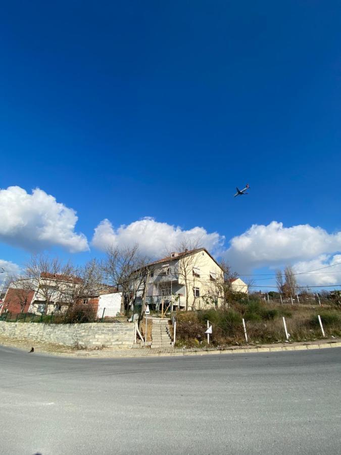 Apartamento Triplex House Near The Airport Arnavutkoy Exterior foto