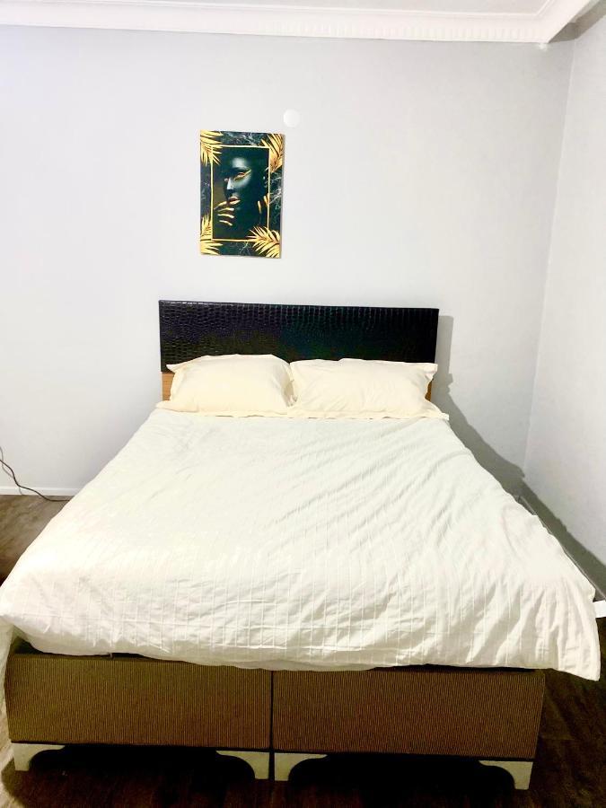 Apartamento Triplex House Near The Airport Arnavutkoy Exterior foto